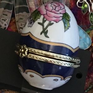 Limoges Trinket Box Egg - Larger Floral Decoration- Gold Stamp Inside -CLEARANCE
